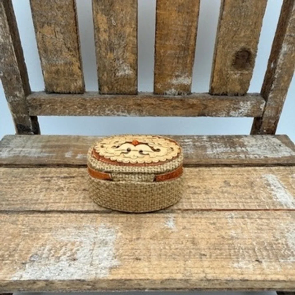 Unbranded Birch Bark Trinket Box Small Tan Excellent Burlap Leather Accent Oval